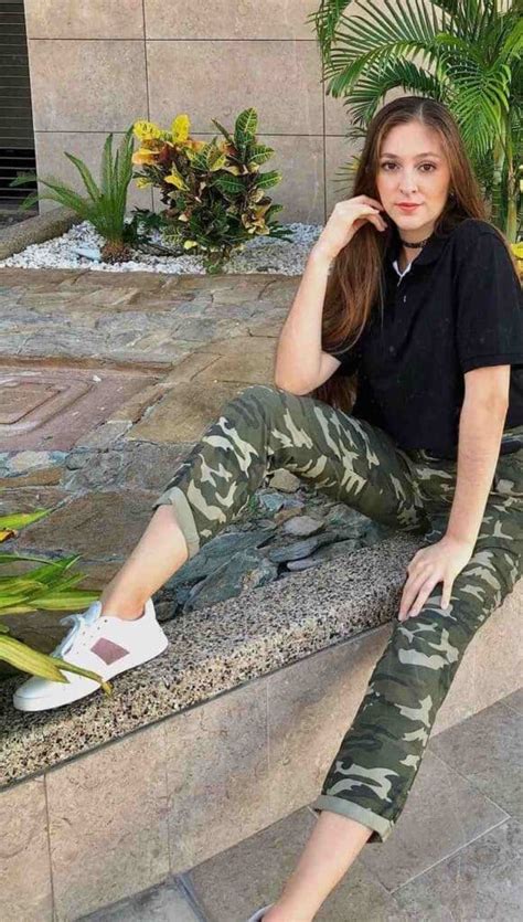 what to wear with camo pants the ultimate guide for women