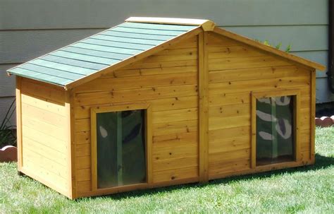 awesome insulated cedar duplex dog house extra large     home   pets