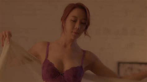Nude Video Celebs La Risa Nude Ha Na Kyeong Nude At The Beginning