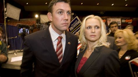 Rep Duncan Hunter And Wife Indicted On Fraud And Campaign