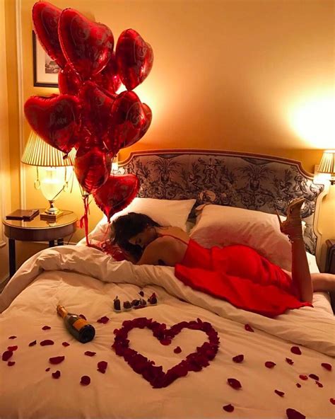 Pin By Adriana Hernandez On Valentine S Day Love Romantic Bedroom