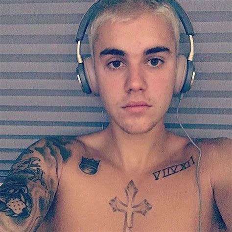 justin bieber 2017 singer at breaking point says mental health expert daily star
