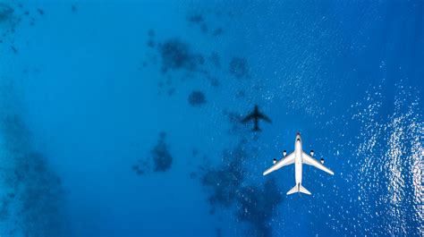 heres   planes avoid flying   pacific ocean