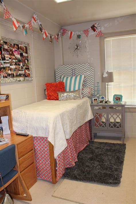 13 ridiculously cute dorm rooms dorm sweet dorm dorm