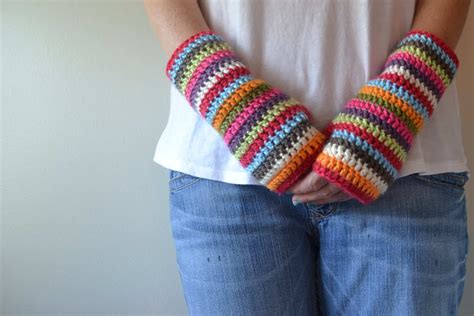 crocheted fingerless mitten patterns  fall