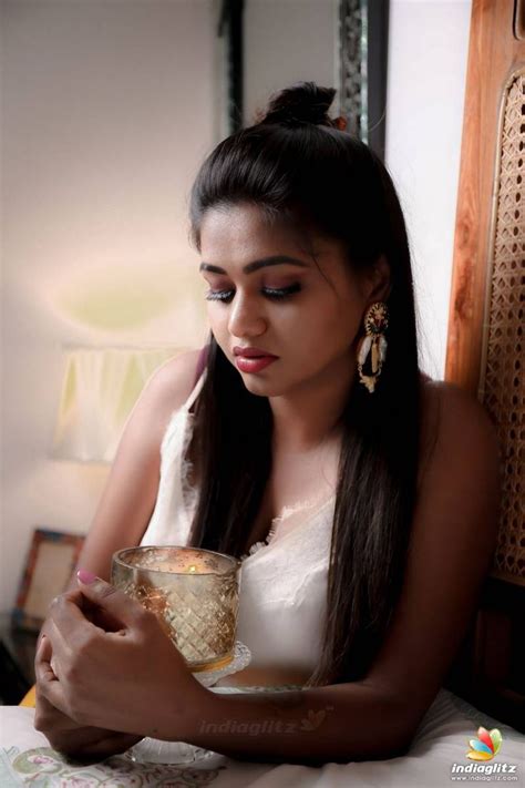 pin by vikram vamsi on shalu in 2020 tamil actress