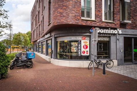 dominos sittard genieten voorop