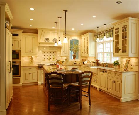 enduring style   traditional kitchen