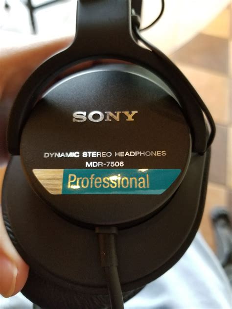 sony mdr  headphones  review   bag world bolding