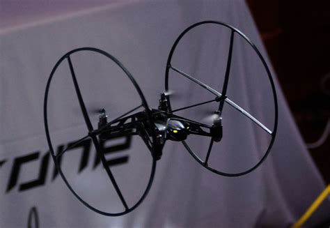 parrots tiny drone drew  crowd  ces  electronic products