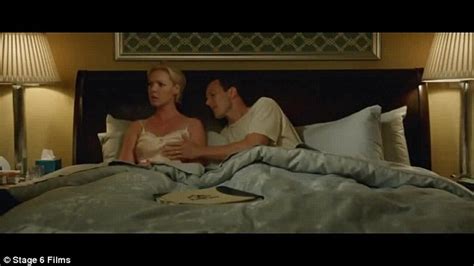 katherine heigl strips down to her underwear in home sweet hell trailer daily mail online