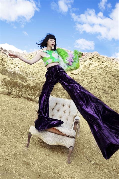 How To Cut Bangs And Style Them So They Stay Put Tips From Kimbra