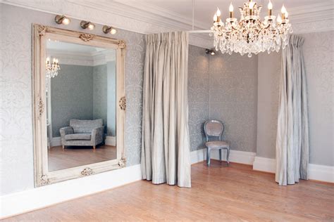 gorgeous bridal boutique interior  stunning dressing room