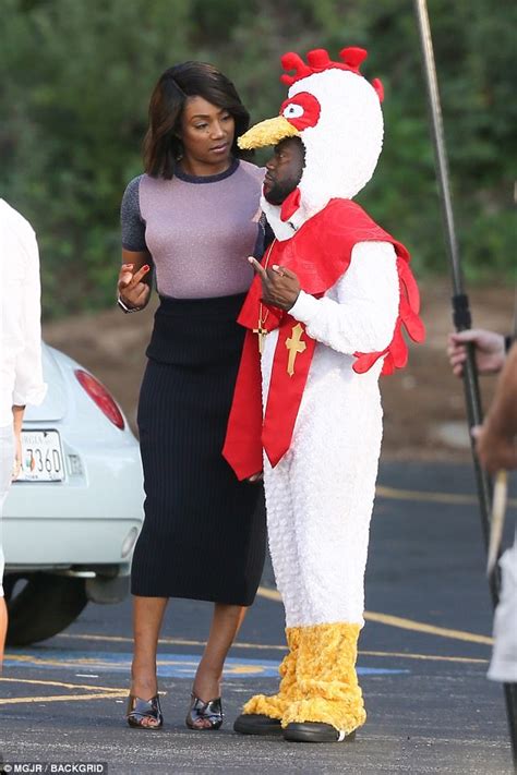 kevin hart is dresses as chicken for night school shoot daily mail online