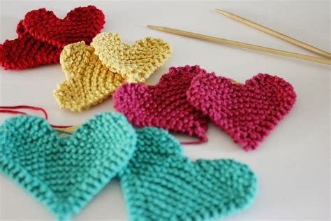 knit hearts knitted heart pattern crochet heart pattern knitting