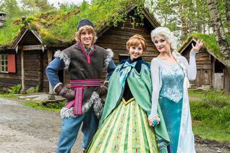 You Can Now Meet Frozen Characters Anna Elsa And Kristoff
