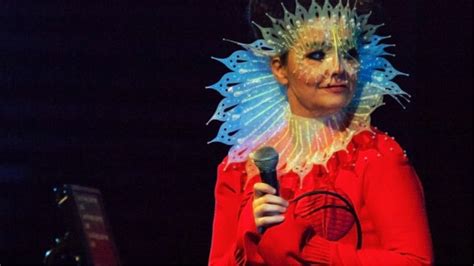 Björk Has Spoken Out About Her Experiences Of Sexual Harassment Vice
