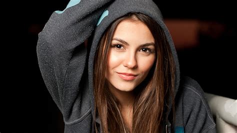 victoria justice wallpapers top free victoria justice backgrounds wallpaperaccess