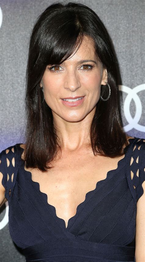 Perrey Reeves Style Clothes Outfits And Fashion• Page 3 Of 3 • Celebmafia