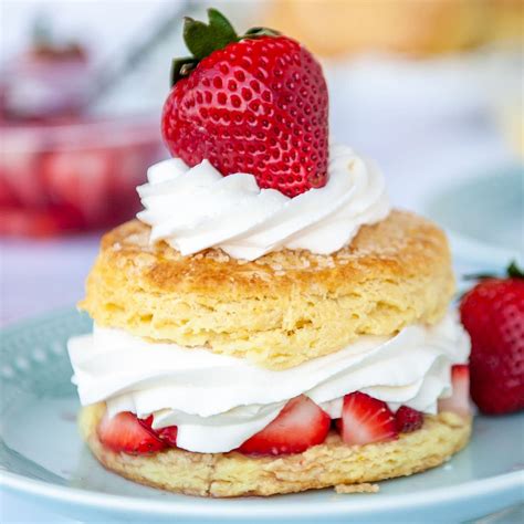 strawberry shortcake biscuits recipe sugar geek show