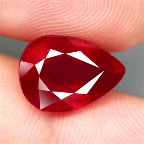 gemnatural stones gems ruby largest  thailand