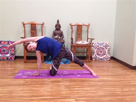 gate pose    yoga poses yoga benefits