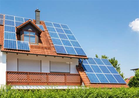 residential solar panel installations  hit   record high