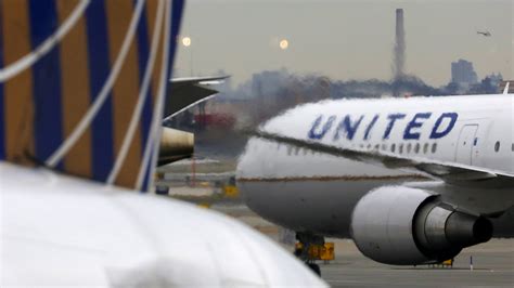 n f l player sues united airlines saying woman sexually assaulted him
