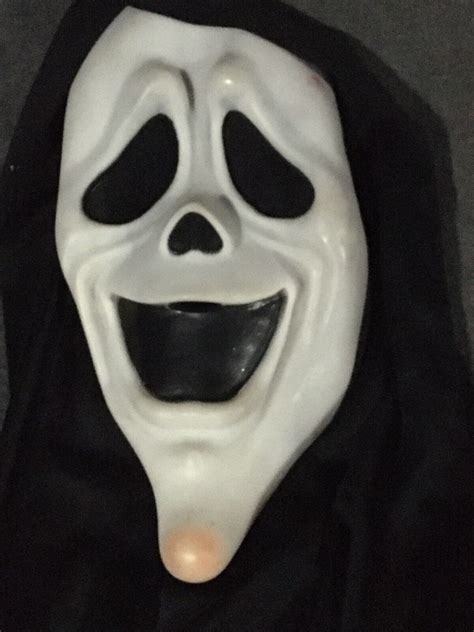 scream ghost face spoof ‘smiley stoned mask easter unlimited fun world