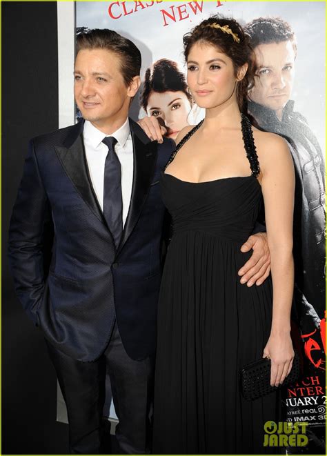 jeremy renner and gemma arterton hansel and gretel witch