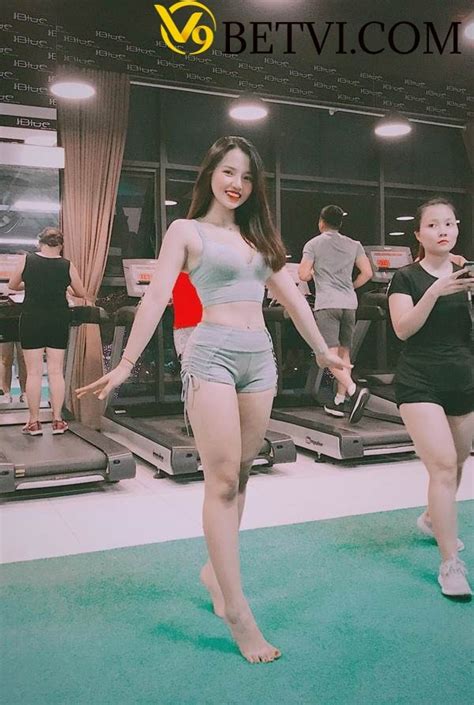 Bộ ảnh Gái Xinh Tập Gym Khoe Hàng Lộ Cả Mu To Cực đã