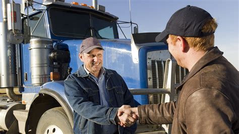tips  find  truck driver jobs  motor snippets