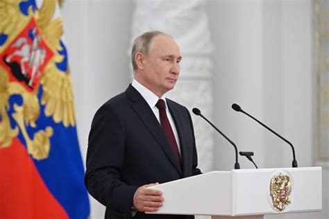 Putin Says The Time Will Come When He Names His Possible Successor