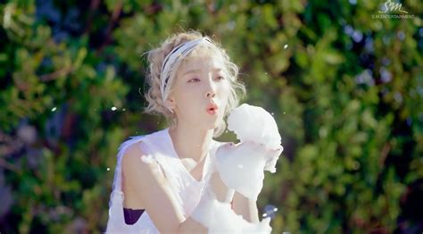 Taeyeon Takes Over Itunes Worldwide With Second Mini Album