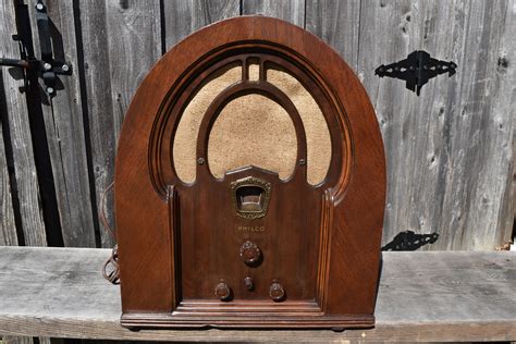philco radio  cathedral antique radios vintage audio exchange