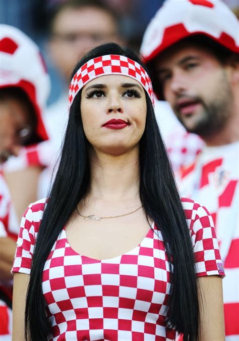 100 photos of hot female fans in fifa world cup 2018 hot football fans fifa world cup soccer