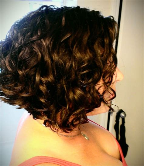 Best 25 Curly Inverted Bob Ideas On Pinterest Curled