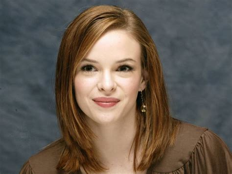 super hollywood danielle panabaker profile pictures and wallpapers