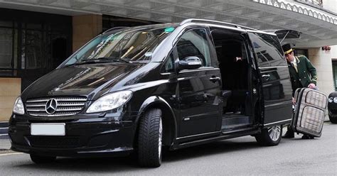 the perks of high class gatwick airport transfers