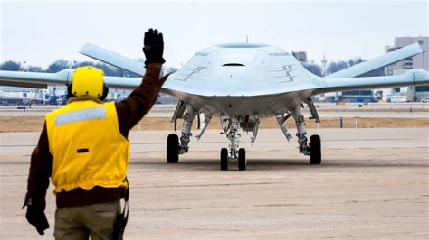 boeing simulation test  unmanned drone  refuel jet  flight slashgear