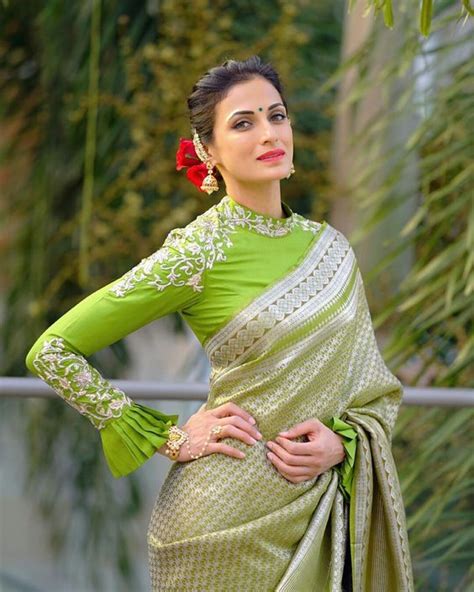 15 Best Ruffle Sleeves And Bell Sleeves Saree Blouse Designs