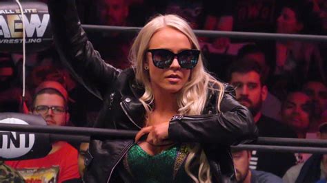 penelope ford suffers from rare allergic reaction photo