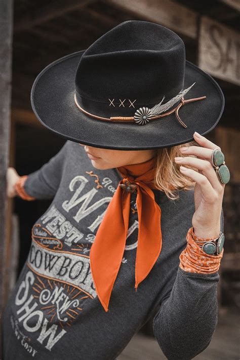 cowboy show top outfits  hats hat fashion western chic fashion