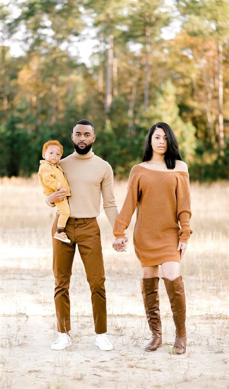 fall family portrait outfits