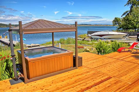 Oceanfront Hot Tub Spa Bandb Victoria Bc Bed And Breakfast Birds Of A