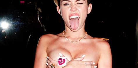 Celebrity Sex Miley Cyrus Is Naked Again See The Nude