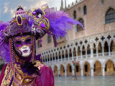carnival  venice history highlights ready set holiday