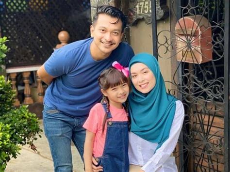 “raih Hampir 20 Ribu Likes ” Ramai Puji Penampilan Siti