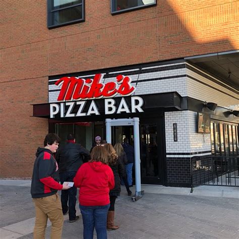mikes pizza bar detroit foxtown menu prices restaurant reviews