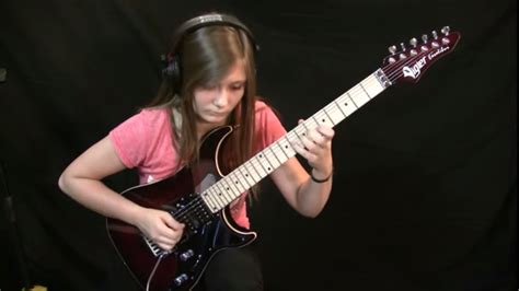 cette jeune fille reprend de la musique classique mais avec un